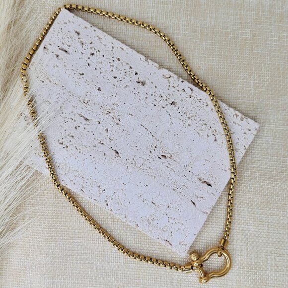 Gold Chain Necklace for Women - Picture 4 of 4